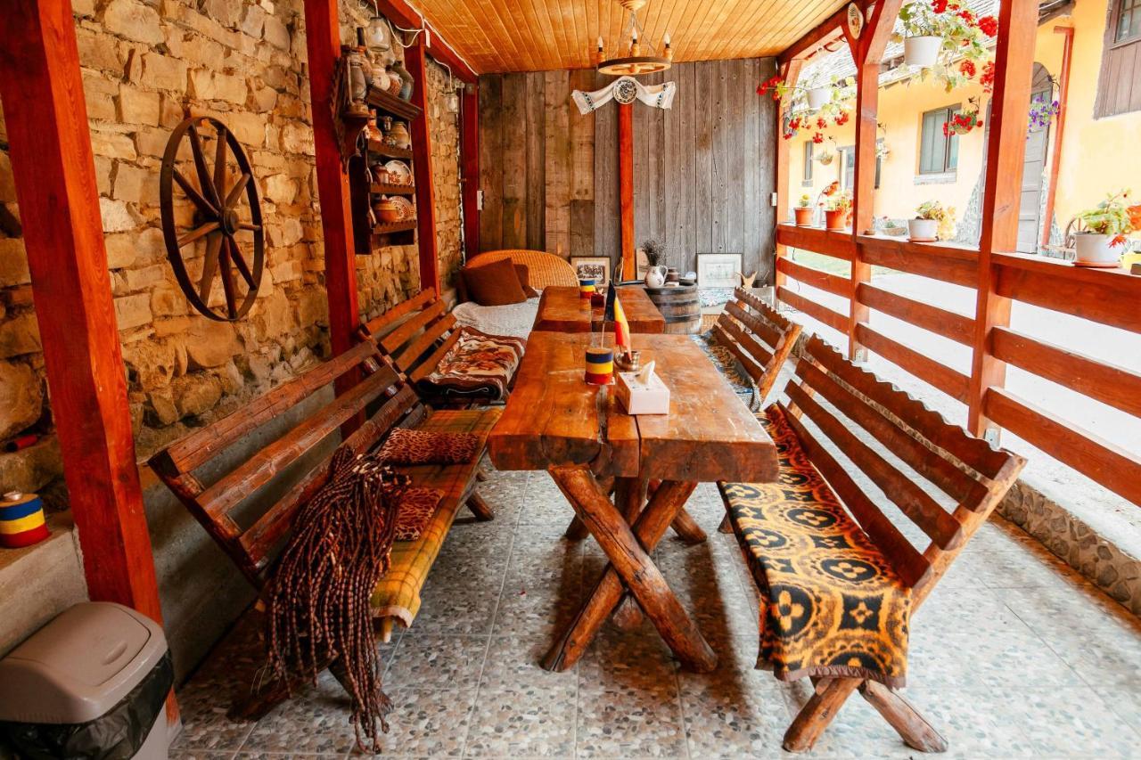 Casa Pe Valea Hartibaciului Guest House Barcut Luaran gambar